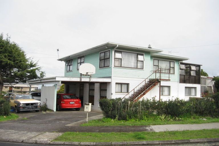 Photo of property in 2 Rosina Place, Pakuranga, Auckland, 2010