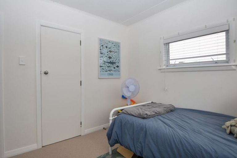 Photo of property in 8 Barrett Place, Carterton, 5713