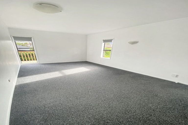 Photo of property in 448 Beach Road, Murrays Bay, Auckland, 0630