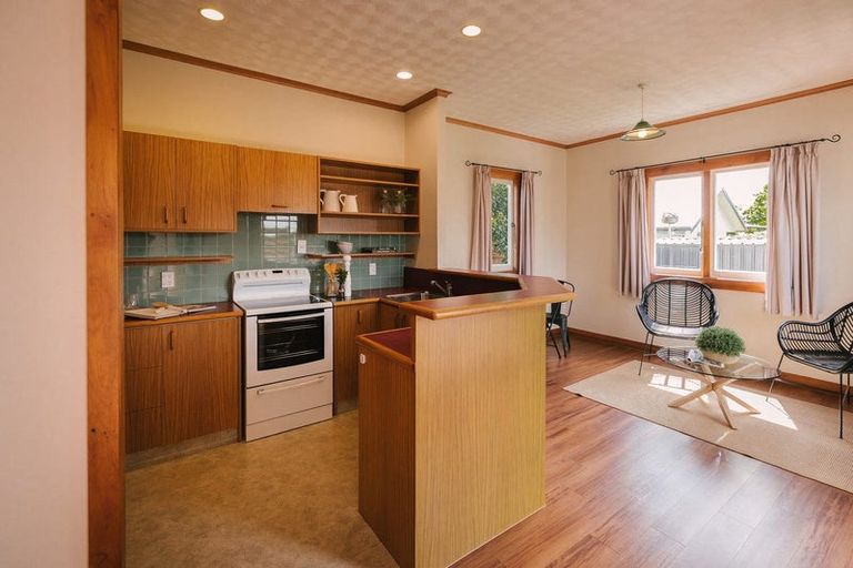 Photo of property in 15 Manson Street, Terrace End, Palmerston North, 4410