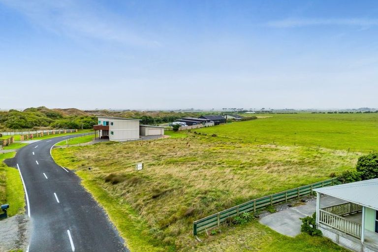 Photo of property in 289 Tai Road, Opunake, 4681