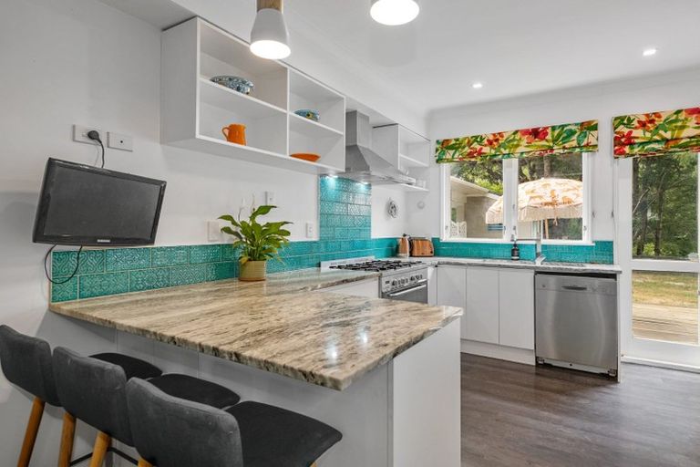 Photo of property in 62a Chatsworth Road, Silverstream, Upper Hutt, 5019