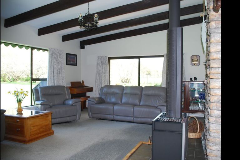 Photo of property in 2 Pareora Ford Road, Taiko, Timaru, 7974