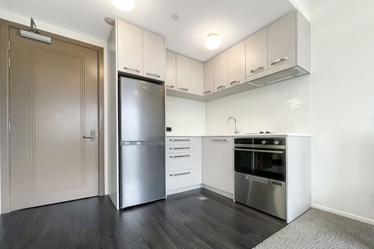 Photo of property in 103/3 Roxburgh Street, Mount Victoria, Wellington, 6011