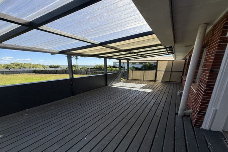 Photo of property in 6 Royal Road, Massey, Auckland, 0614