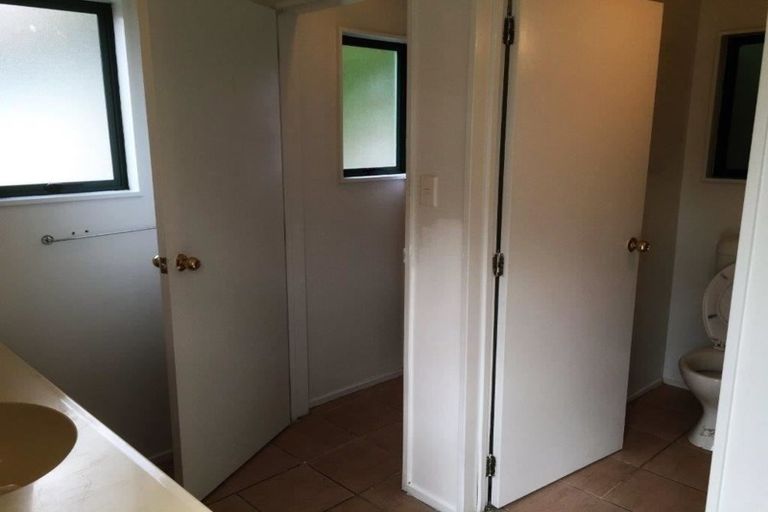 Photo of property in 34 Curletts Road, Sockburn, Christchurch, 8042