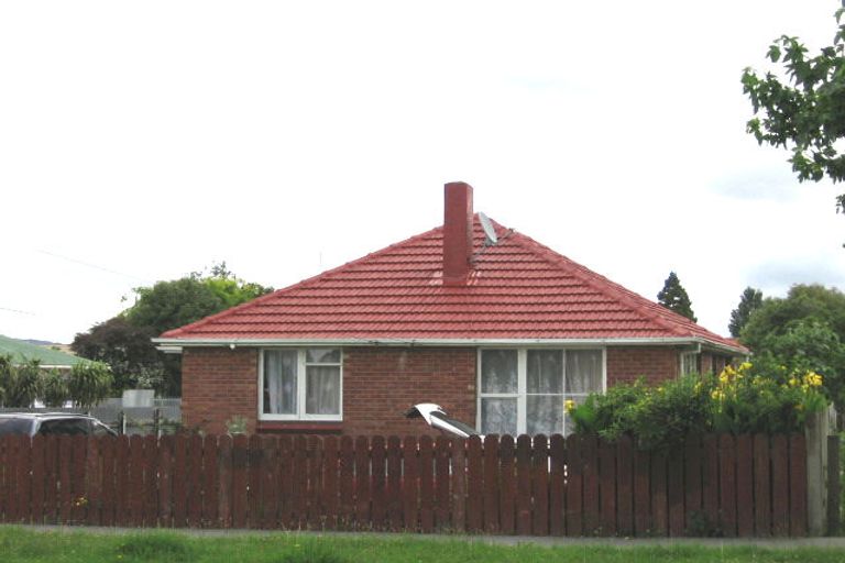 Photo of property in 22 Wairau Avenue, Avondale, Auckland, 1026