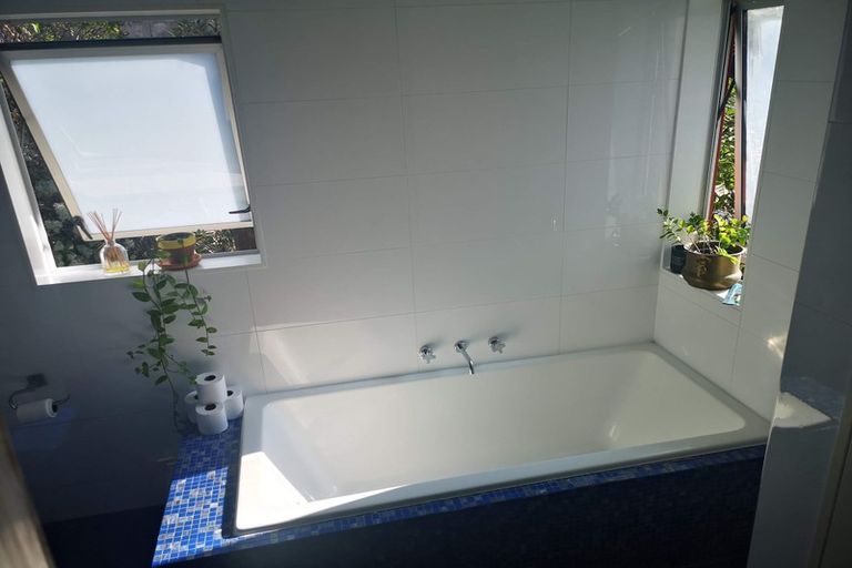 Photo of property in 39 Robieson Street, Roseneath, Wellington, 6011