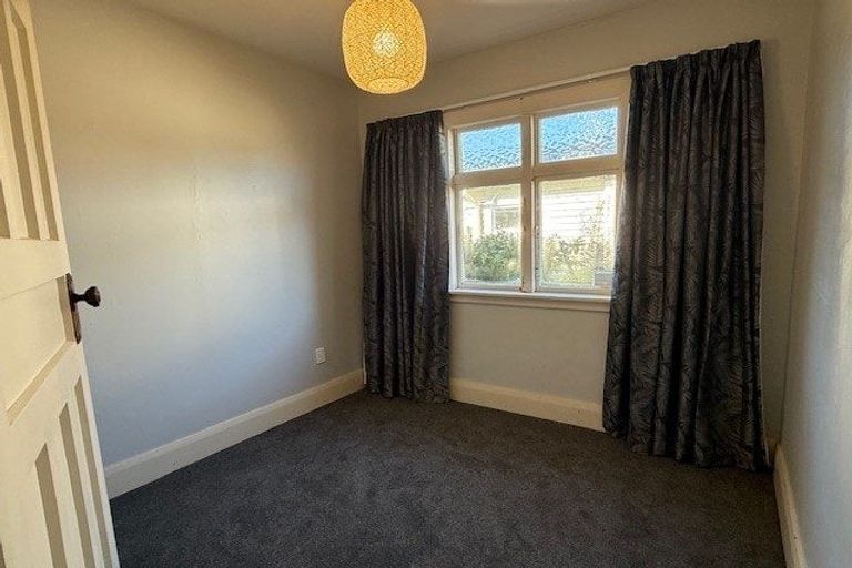 Photo of property in 11 Alpha Avenue, Strowan, Christchurch, 8052