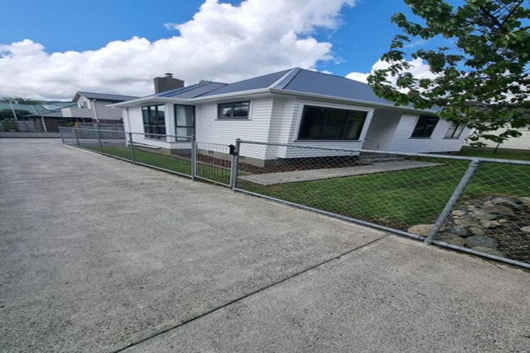 Photo of property in 40 Thackeray Street, Trentham, Upper Hutt, 5018