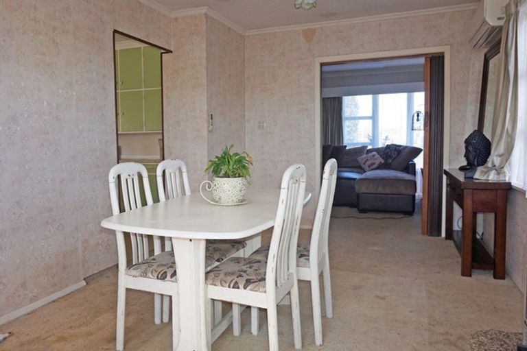 Photo of property in 52 Trafalgar Street, Levin, 5510