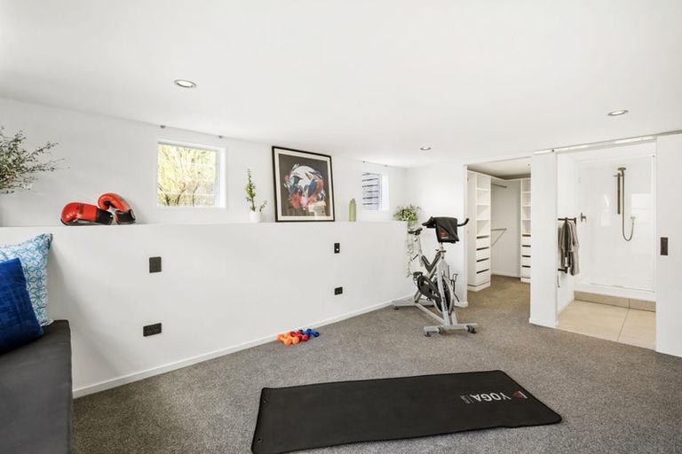 Photo of property in 2/300 Rangatira Road, Beach Haven, Auckland, 0626