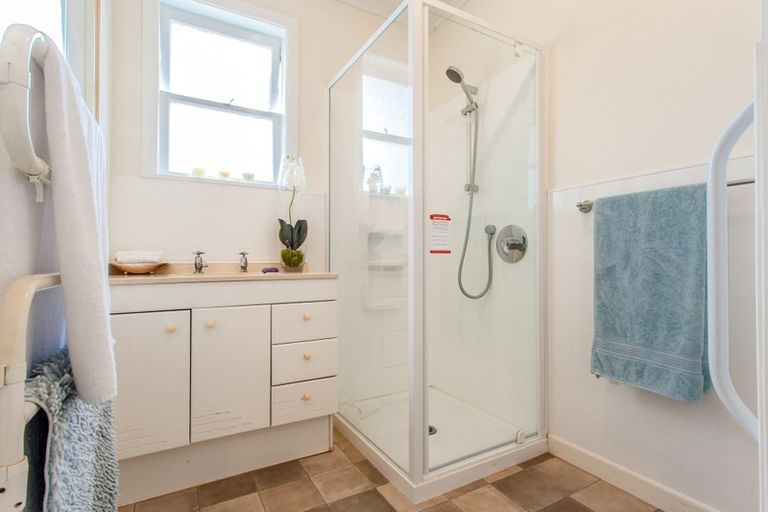 Photo of property in 18 Tristram Avenue, Forrest Hill, Auckland, 0620