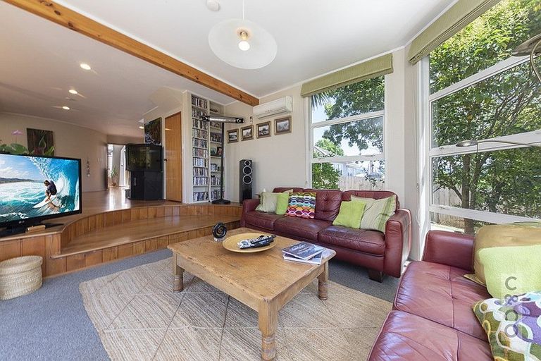 Photo of property in 492 West Coast Road, Glen Eden, Auckland, 0602