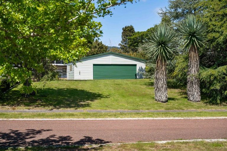 Photo of property in 5 Golden Hills Drive, Pauanui, Hikuai, 3579