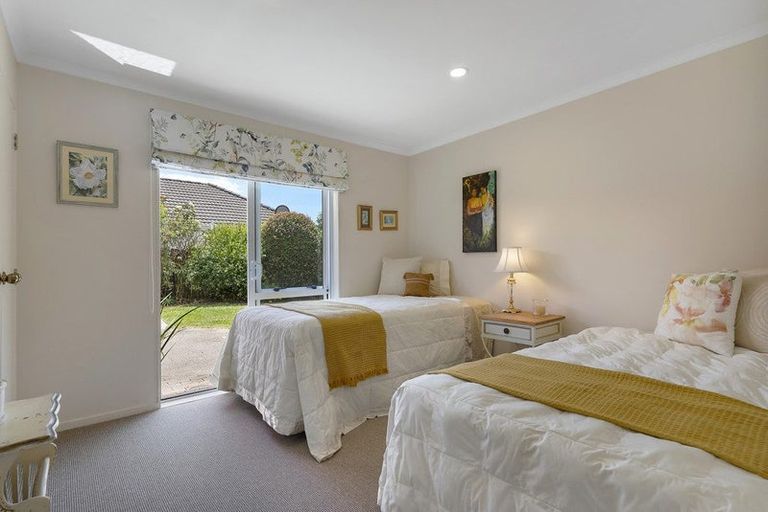 Photo of property in 56 Nicholas Road, Somerville, Auckland, 2014
