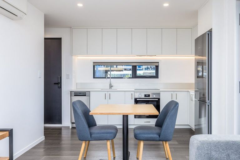 Photo of property in 87 Te Puketoka Lane, Mangere, 2022