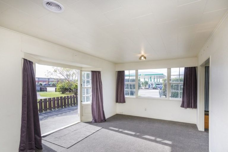 Photo of property in 91 Bridge Street, Bulls, 4818