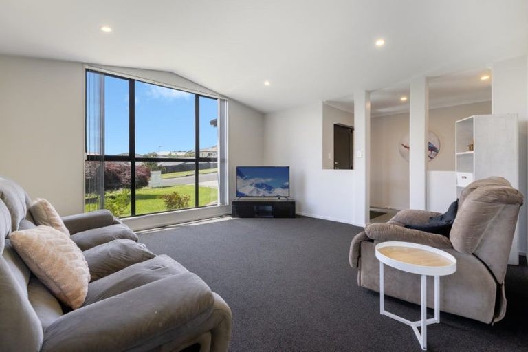 Photo of property in 182 Ballintoy Park Drive, Welcome Bay, Tauranga, 3175