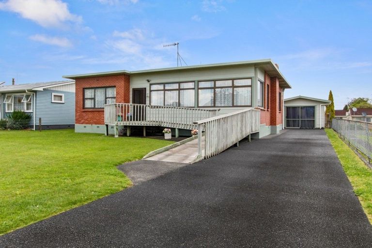 Photo of property in 11 Jocelyn Street, Katikati, 3129