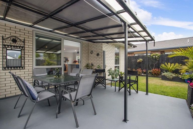 Photo of property in 6 Opou Place, Katikati, 3129