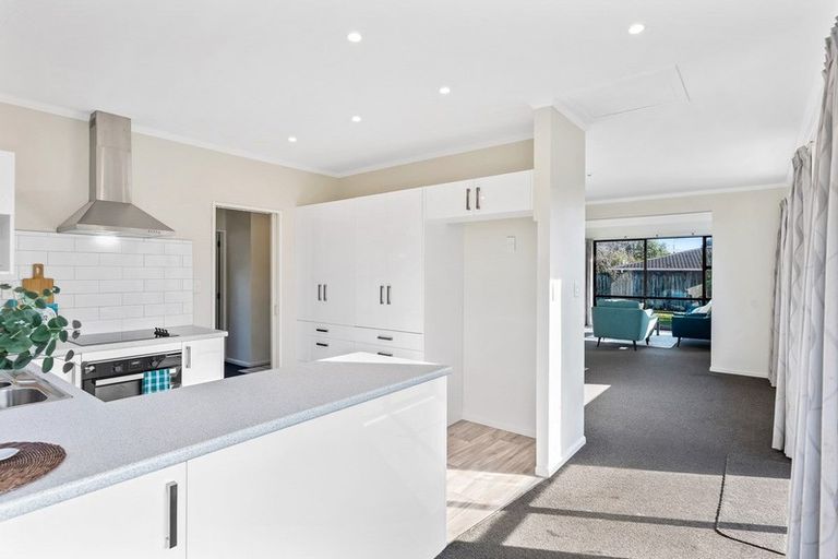 Photo of property in 25 Cedar Drive, Paraparaumu Beach, Paraparaumu, 5032