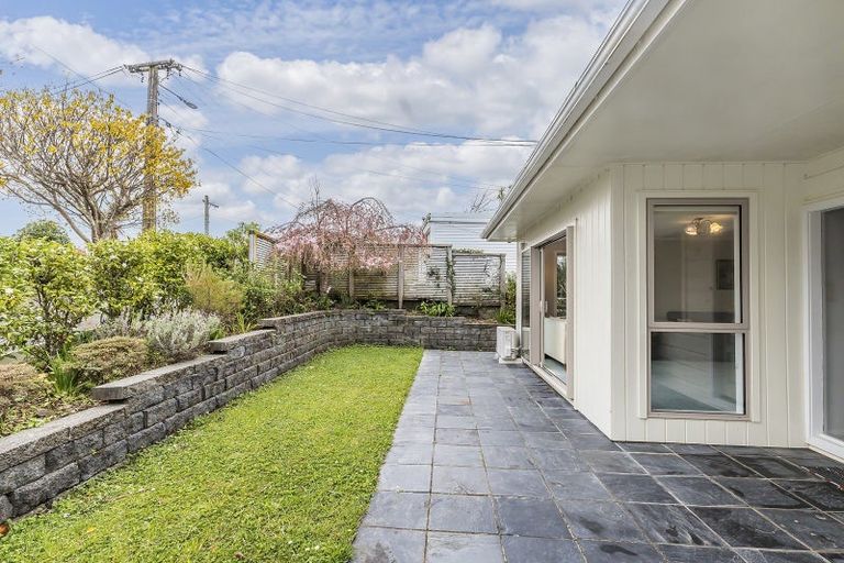 Photo of property in 2/13 Spiers Street, Karori, Wellington, 6012