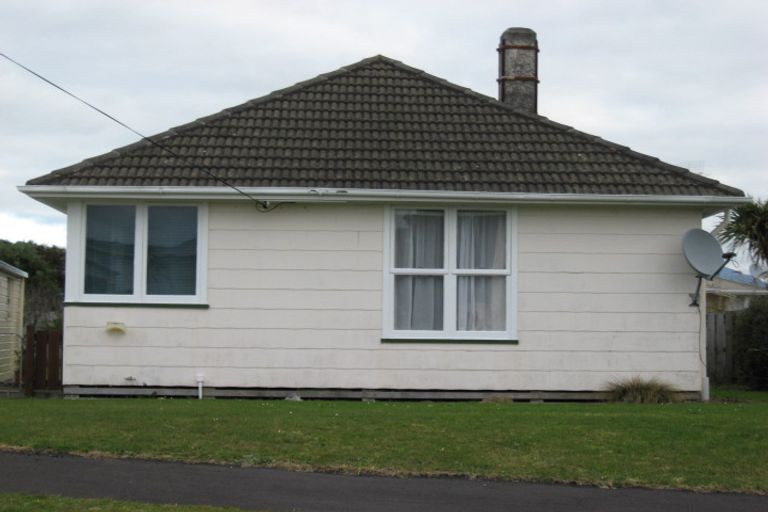 Photo of property in 11 Bedford Street, Fitzroy, New Plymouth, 4312