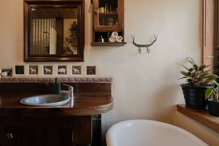 Photo of property in 48 Rutherford Road, Lake Hayes, Queenstown, 9371