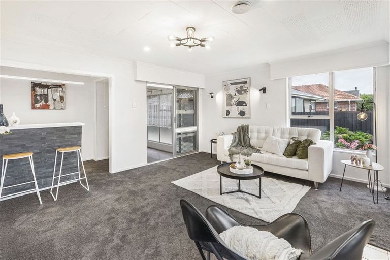 Photo of property in 51 Blankney Street, Hornby, Christchurch, 8042