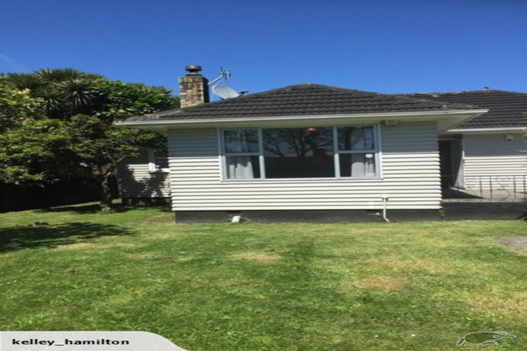 Photo of property in 51a Gloucester Road, Manurewa, Auckland, 2102