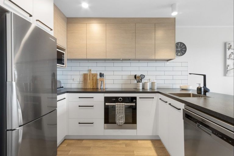 Photo of property in 461 Marine Parade, Napier South, Napier, 4110