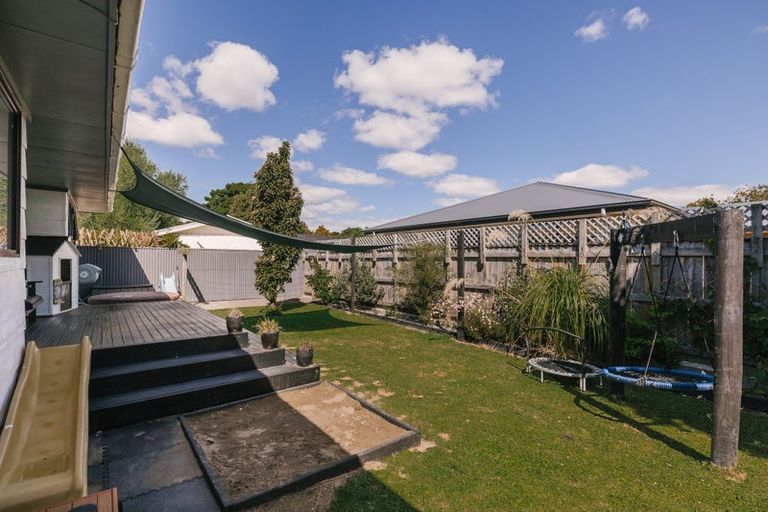 Photo of property in 59 Crewe Crescent, Hokowhitu, Palmerston North, 4410