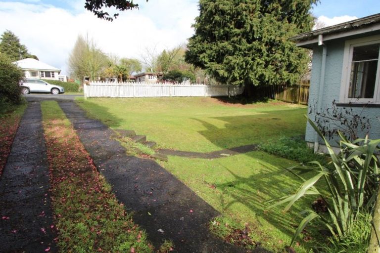 Photo of property in 42 Baird Road, Tokoroa, 3420