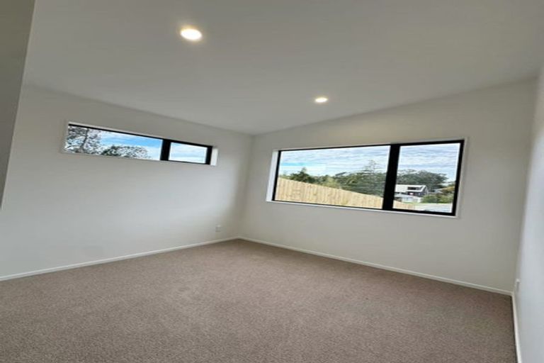 Photo of property in 7/25 Hutchinson Avenue, New Lynn, Auckland, 0600