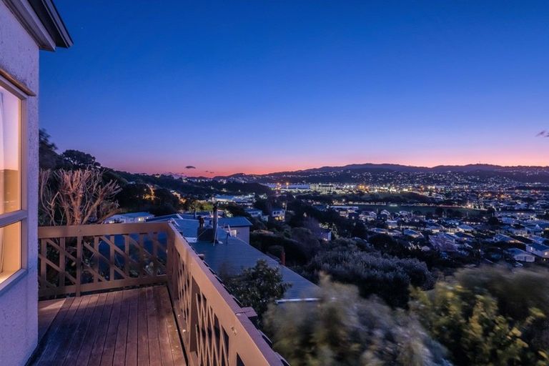 Photo of property in 57 Kinghorne Street, Strathmore Park, Wellington, 6022