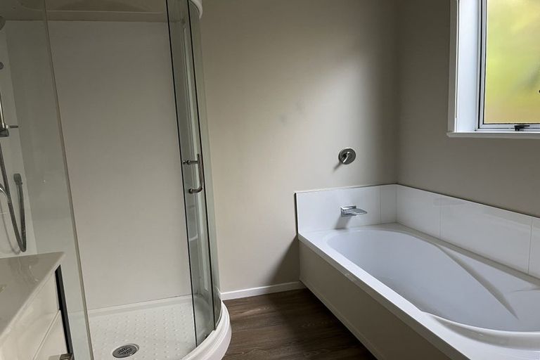 Photo of property in 10 Laurent Place, Kingston, Wellington, 6021