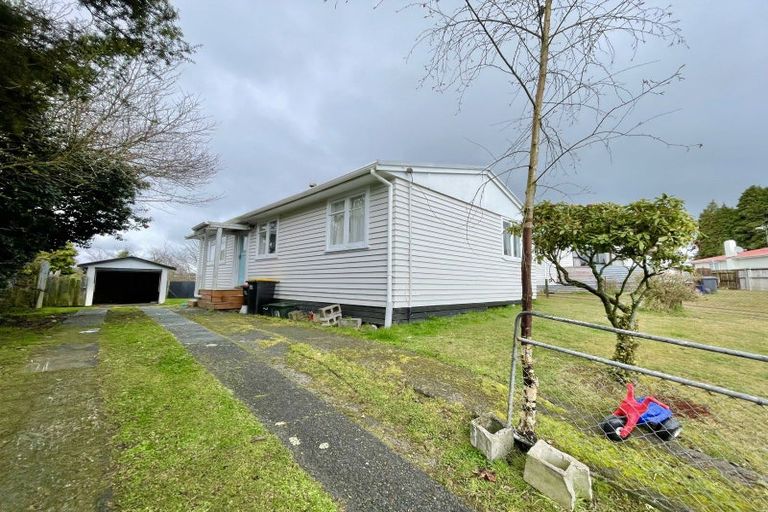Photo of property in 27 Crathie Crescent, Tokoroa, 3420