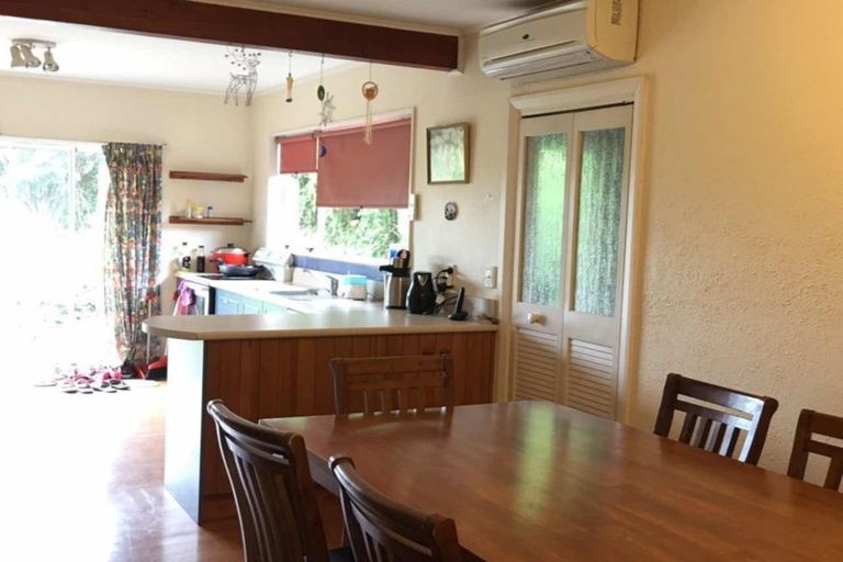 Photo of property in 7 Middlepark Road, Sockburn, Christchurch, 8042