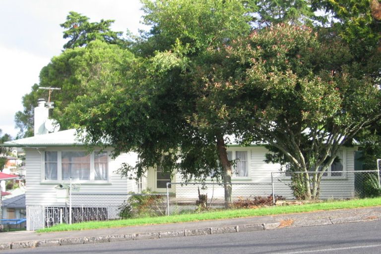 Photo of property in 49 Woodford Avenue, Henderson, Auckland, 0610