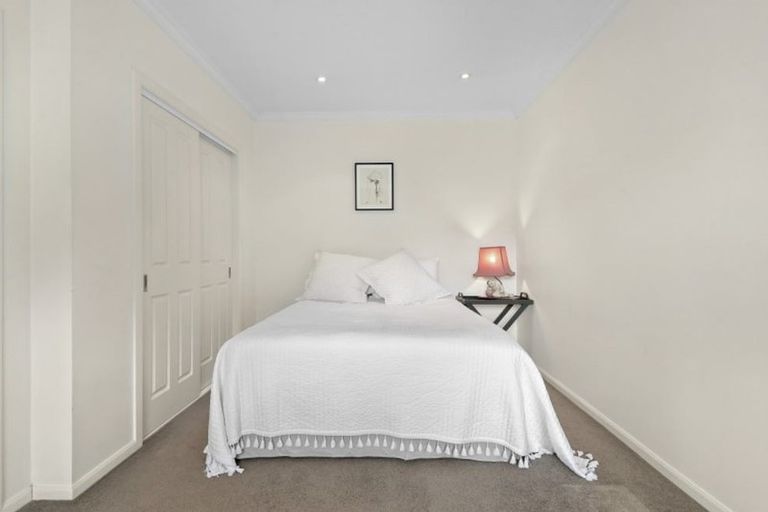 Photo of property in 30 Futuna Close, Karori, Wellington, 6012