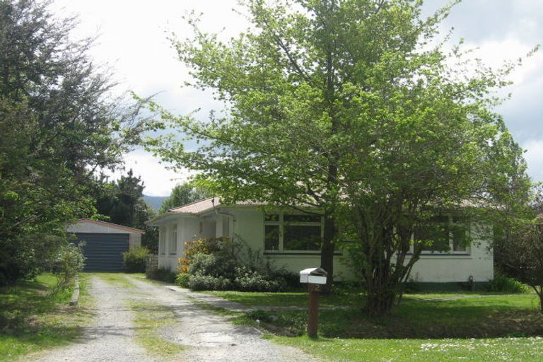 Photo of property in 2 Dohrmans Road, Oxford, 7430