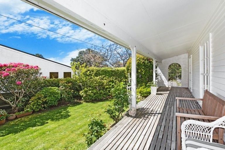 Photo of property in 32 Discovery Drive, Whitby, Porirua, 5024