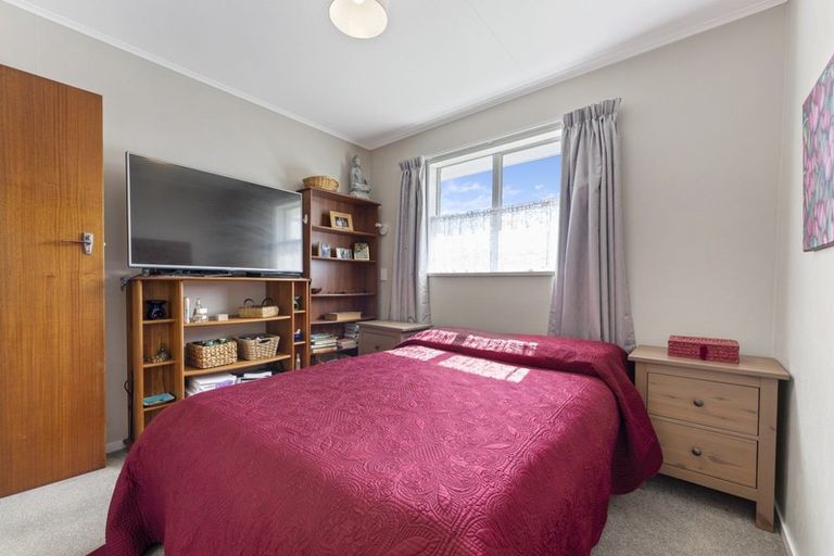 Photo of property in 15 Montgomery Street, Levin, 5510