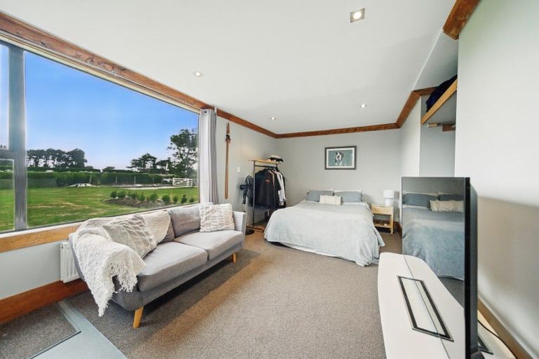 Photo of property in 17 Marama Avenue North, Otatara, Invercargill, 9879