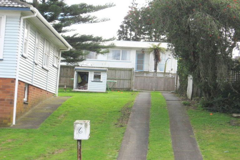 Photo of property in 6 Mcquarrie Avenue, Wattle Downs, Auckland, 2103