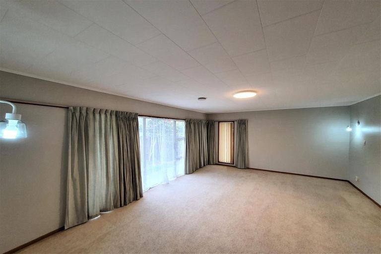 Photo of property in 15 Kent Terrace, Taradale, Napier, 4112