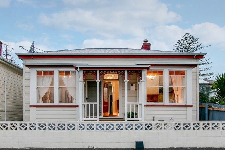 Photo of property in 530 Hastings Street, Napier South, Napier, 4110