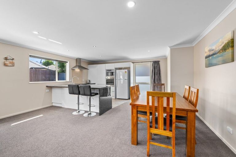 Photo of property in 23 Admiralty Place, Waikawa, Picton, 7220