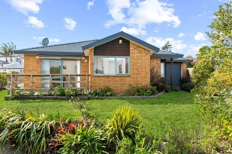 Photo of property in 678 Te Atatu Road, Te Atatu Peninsula, Auckland, 0610